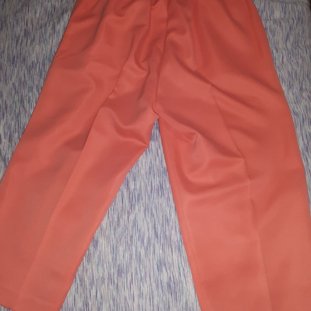 KIM ROGERS PEACH CAPRIS - Picture 2 of 8